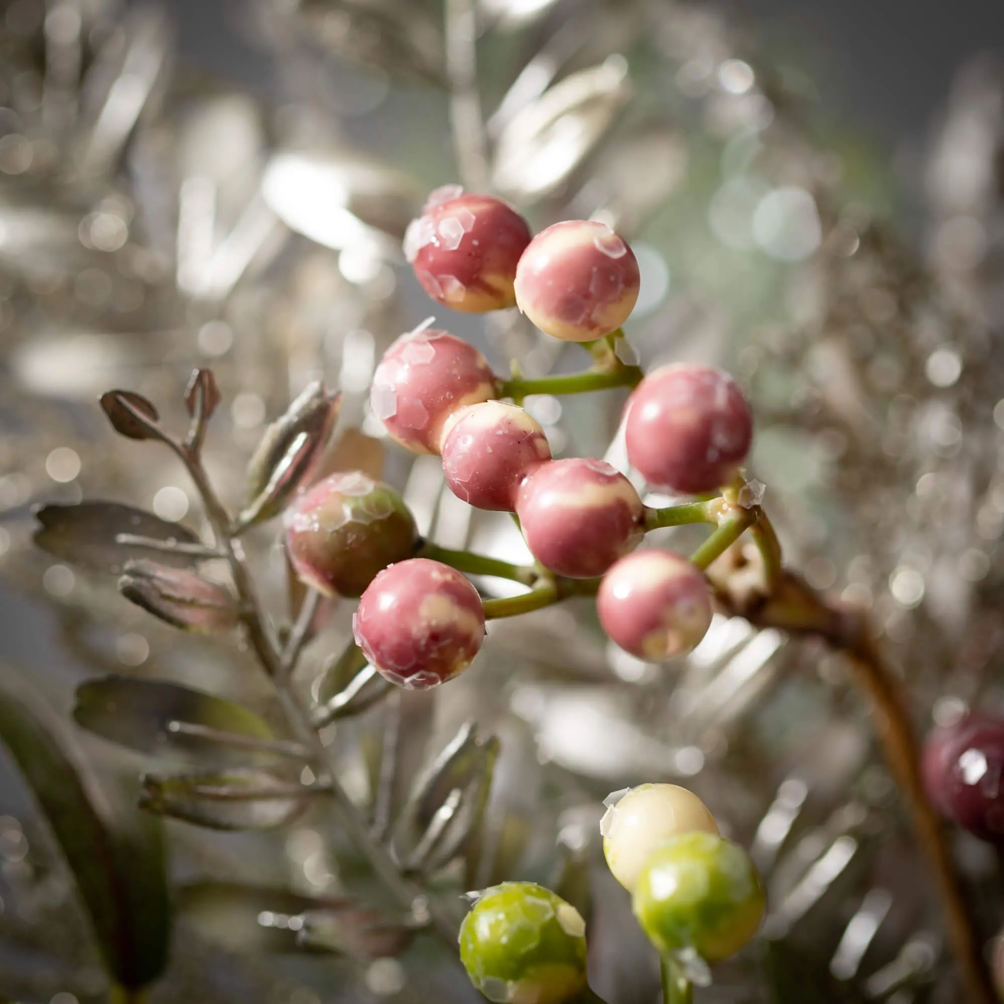 4.5" Pine And Berry Ring