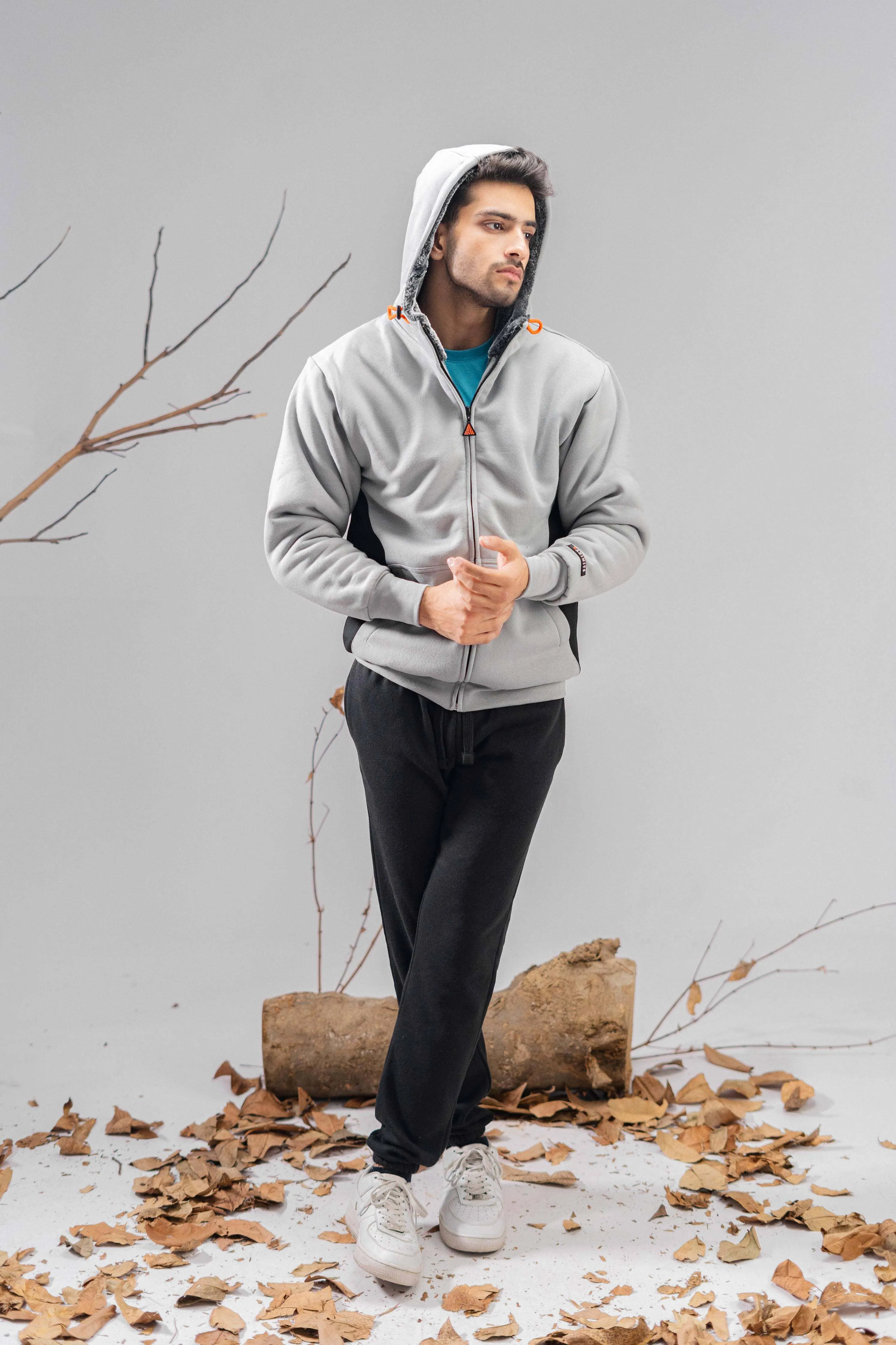 Axinite Men's AX 96 Contrast Panel Fleece Zipper Hoodie.