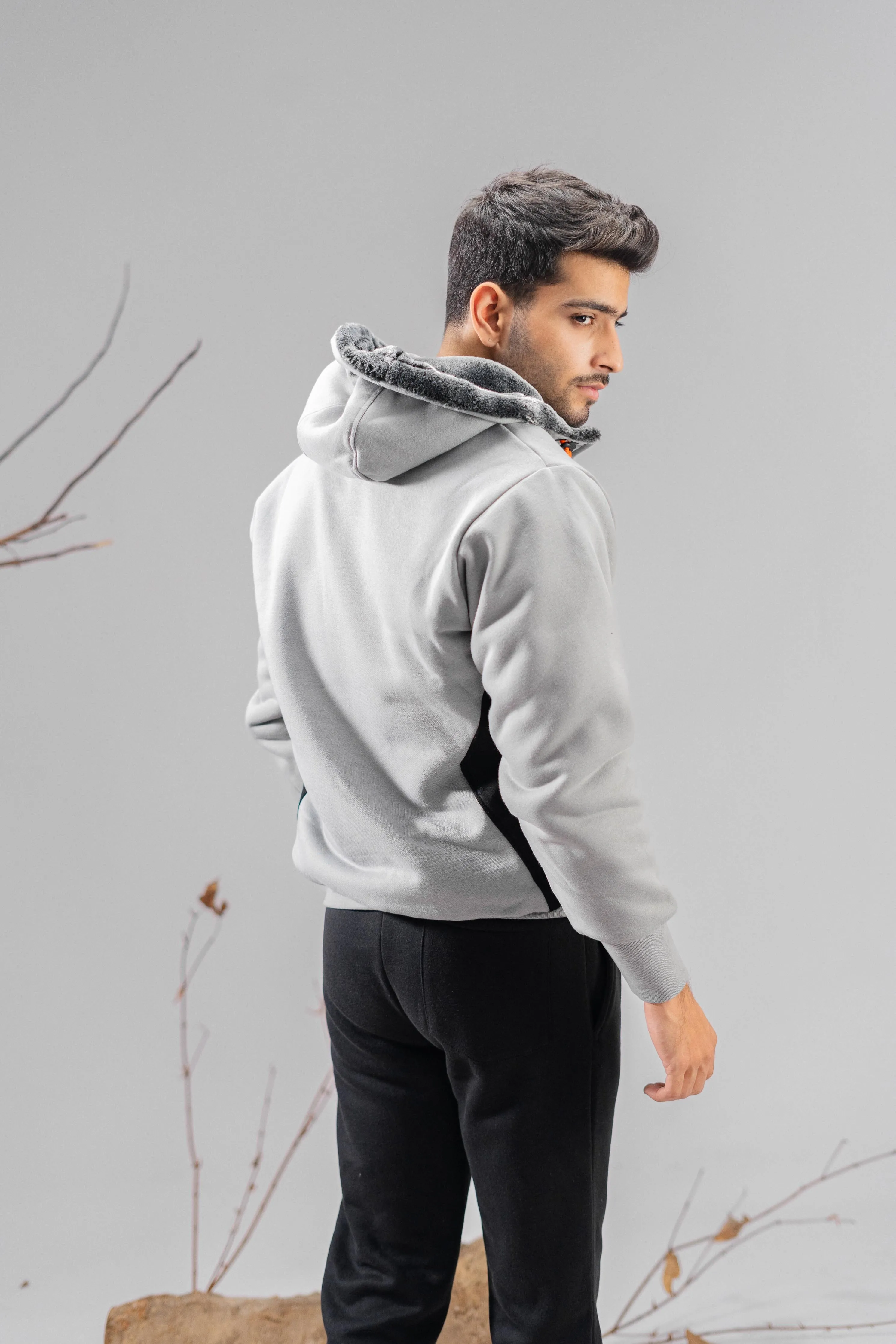 Axinite Men's AX 96 Contrast Panel Fleece Zipper Hoodie.