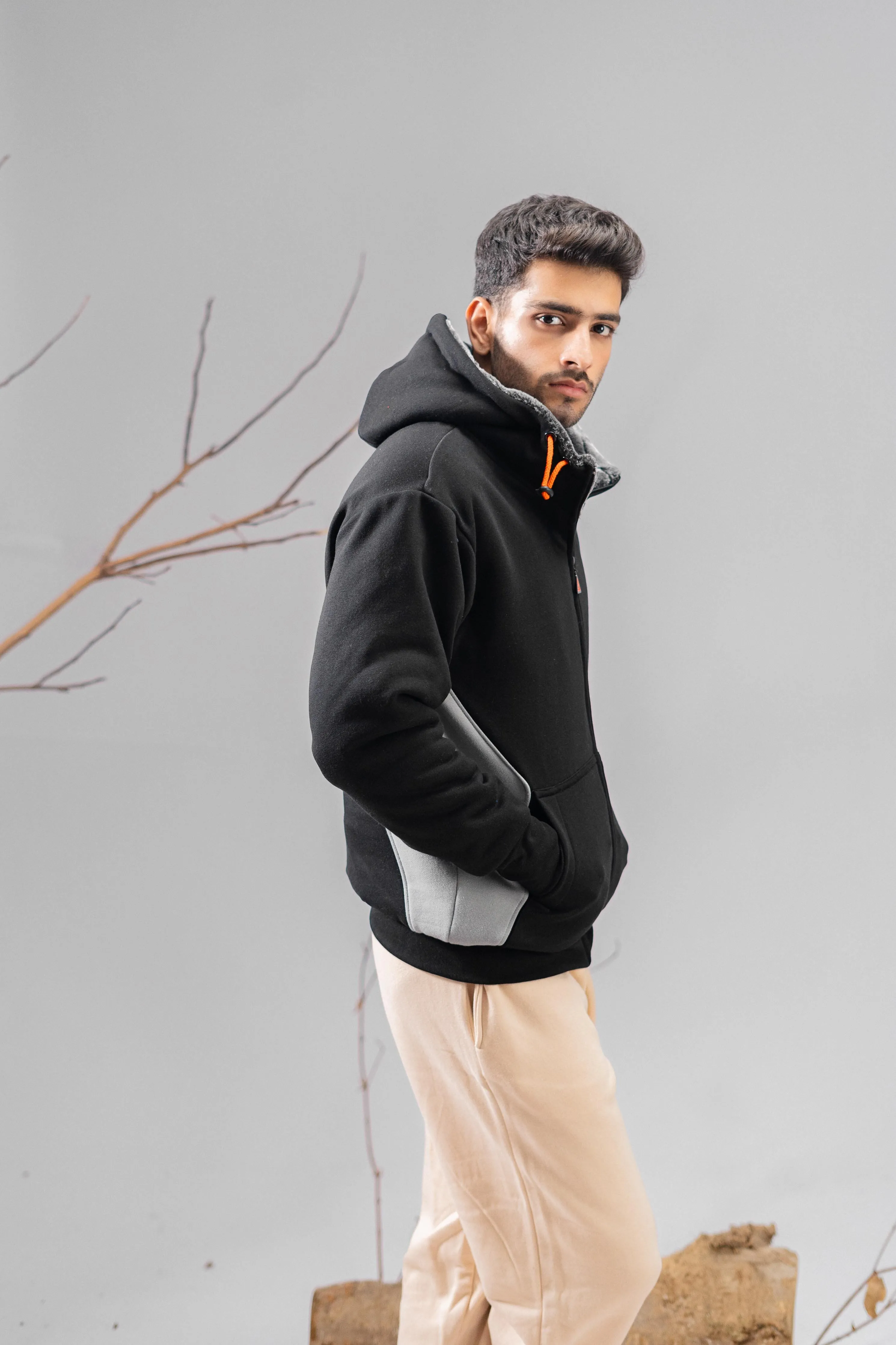 Axinite Men's AX 96 Contrast Panel Fleece Zipper Hoodie.