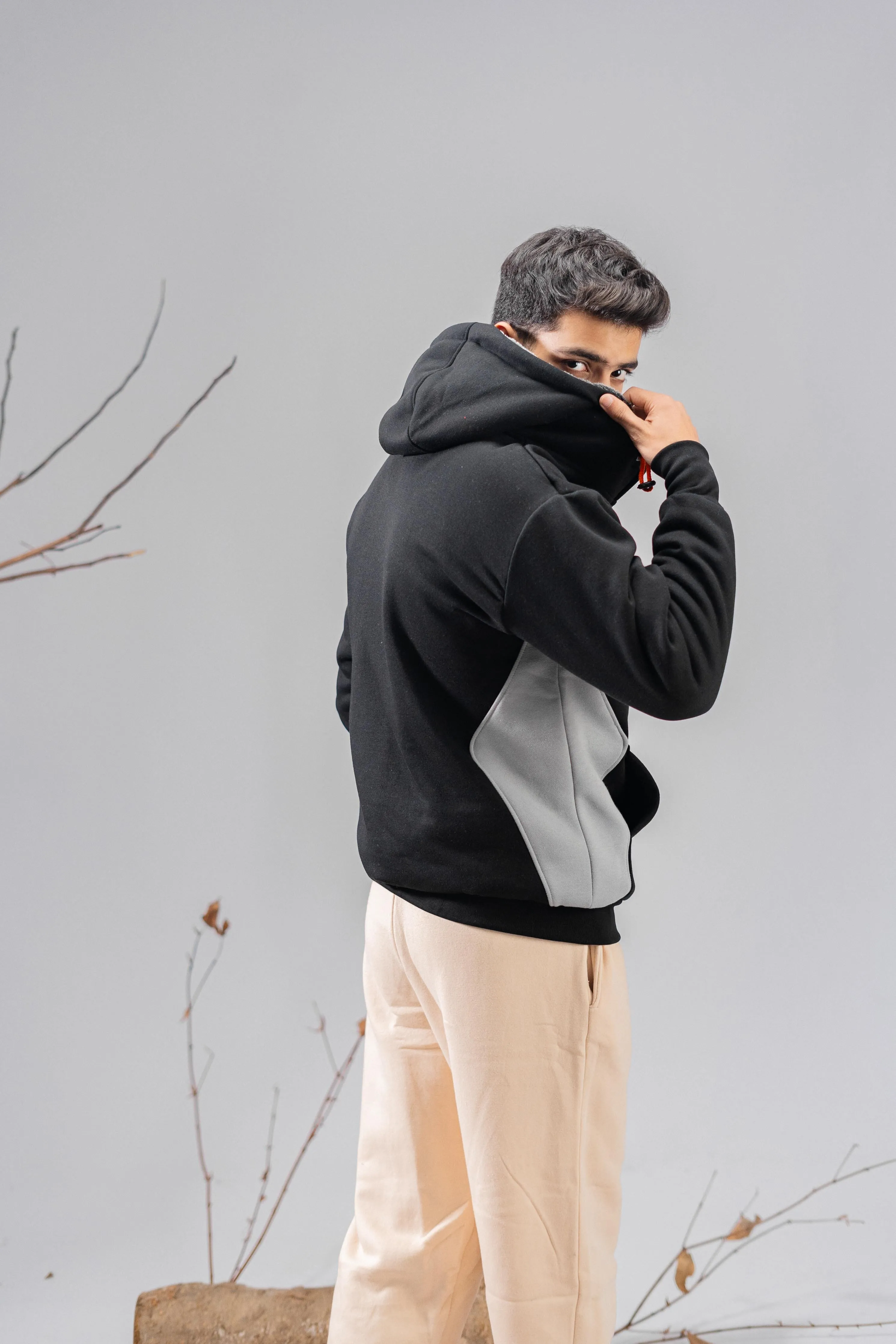 Axinite Men's AX 96 Contrast Panel Fleece Zipper Hoodie.