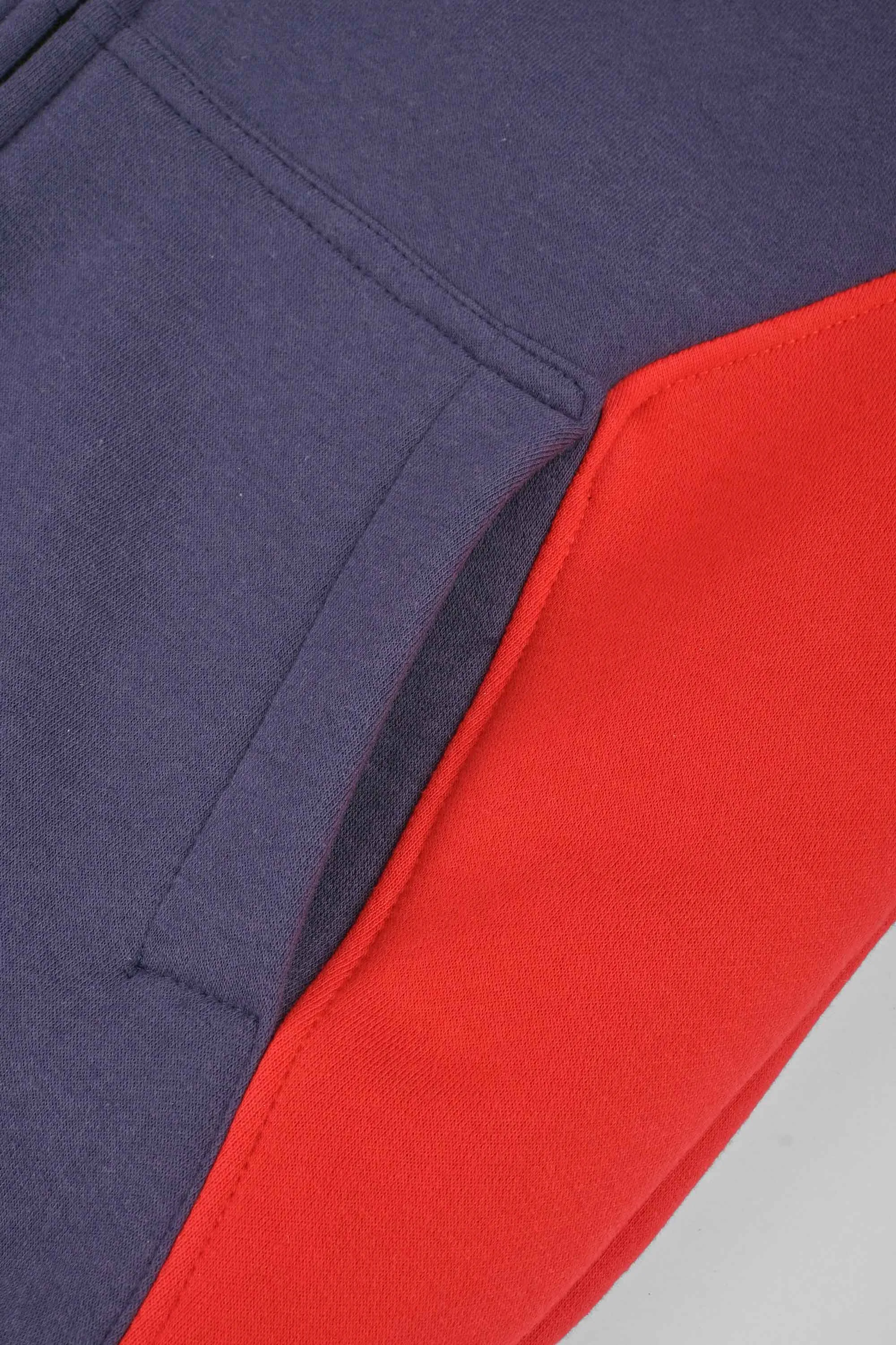 Axinite Men's AX 96 Contrast Panel Fleece Zipper Hoodie.