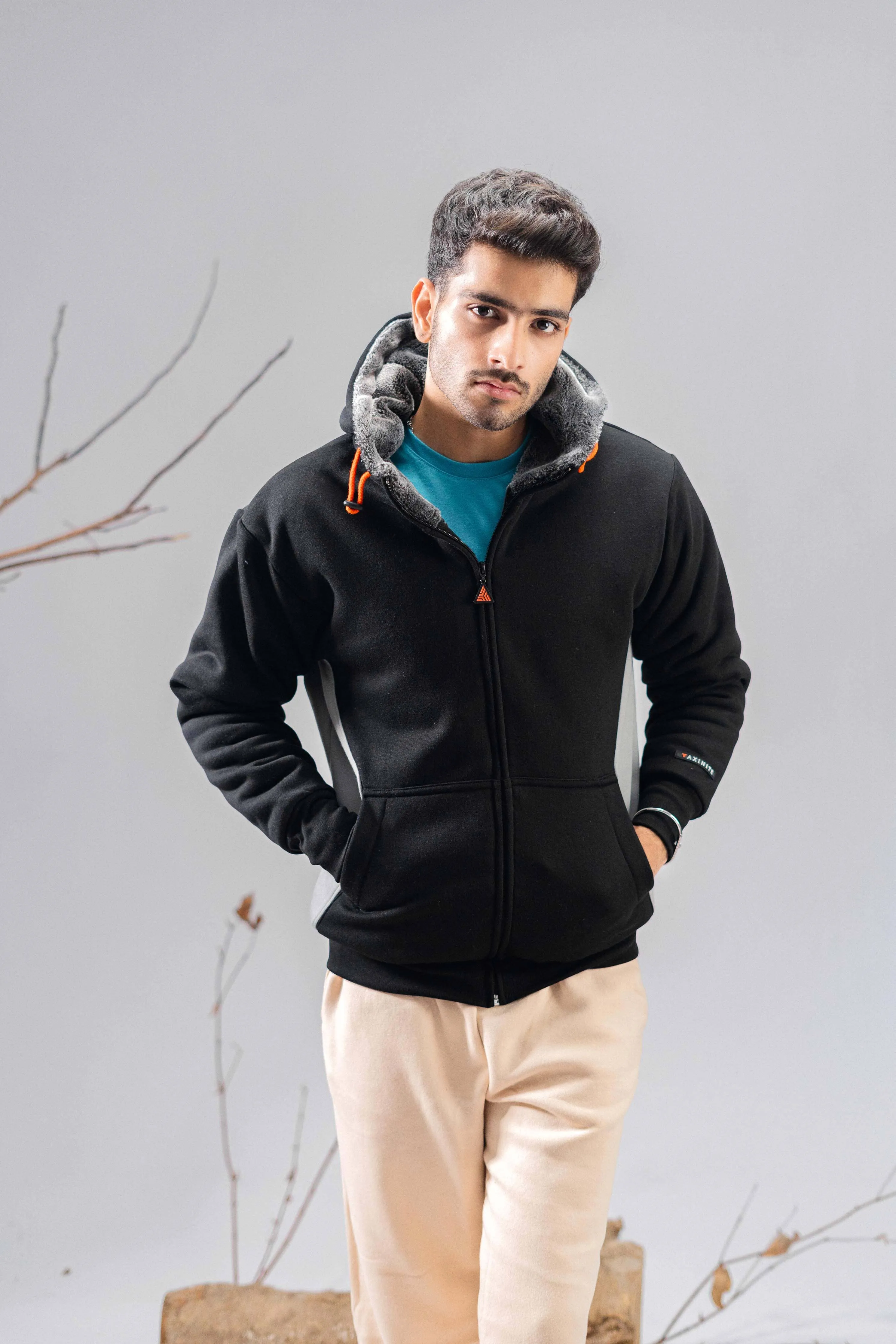 Axinite Men's AX 96 Contrast Panel Fleece Zipper Hoodie.