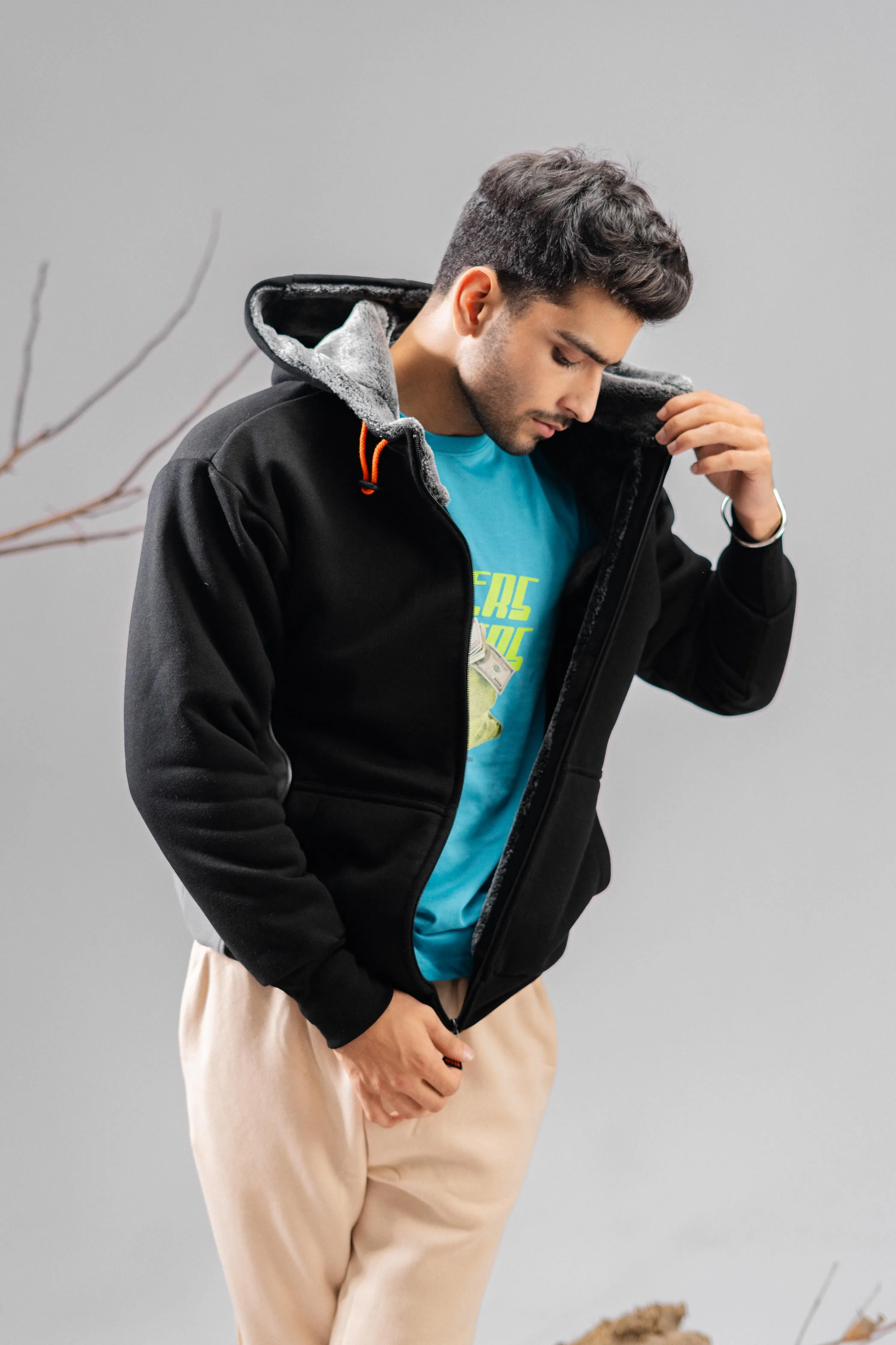 Axinite Men's AX 96 Contrast Panel Fleece Zipper Hoodie.