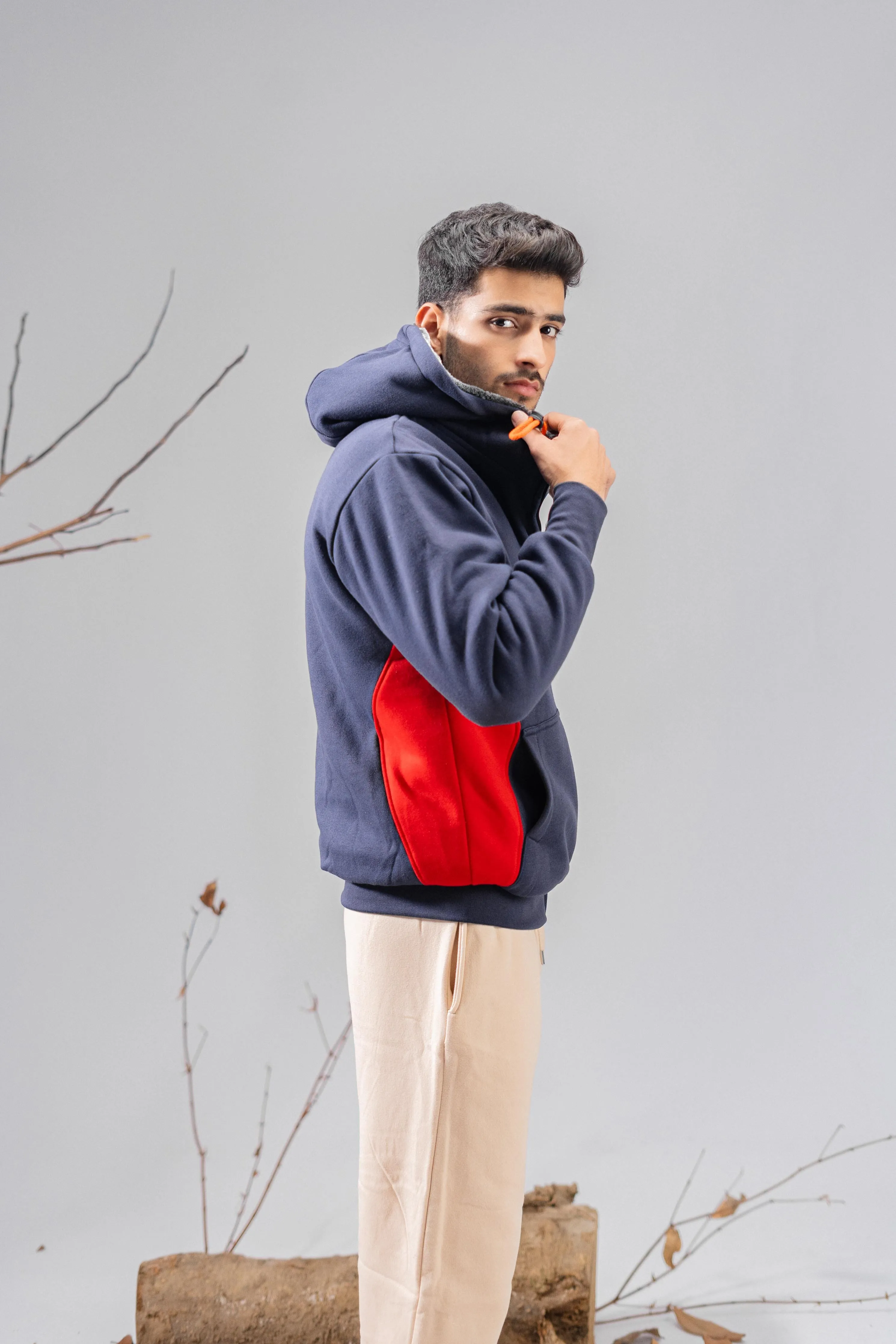 Axinite Men's AX 96 Contrast Panel Fleece Zipper Hoodie.