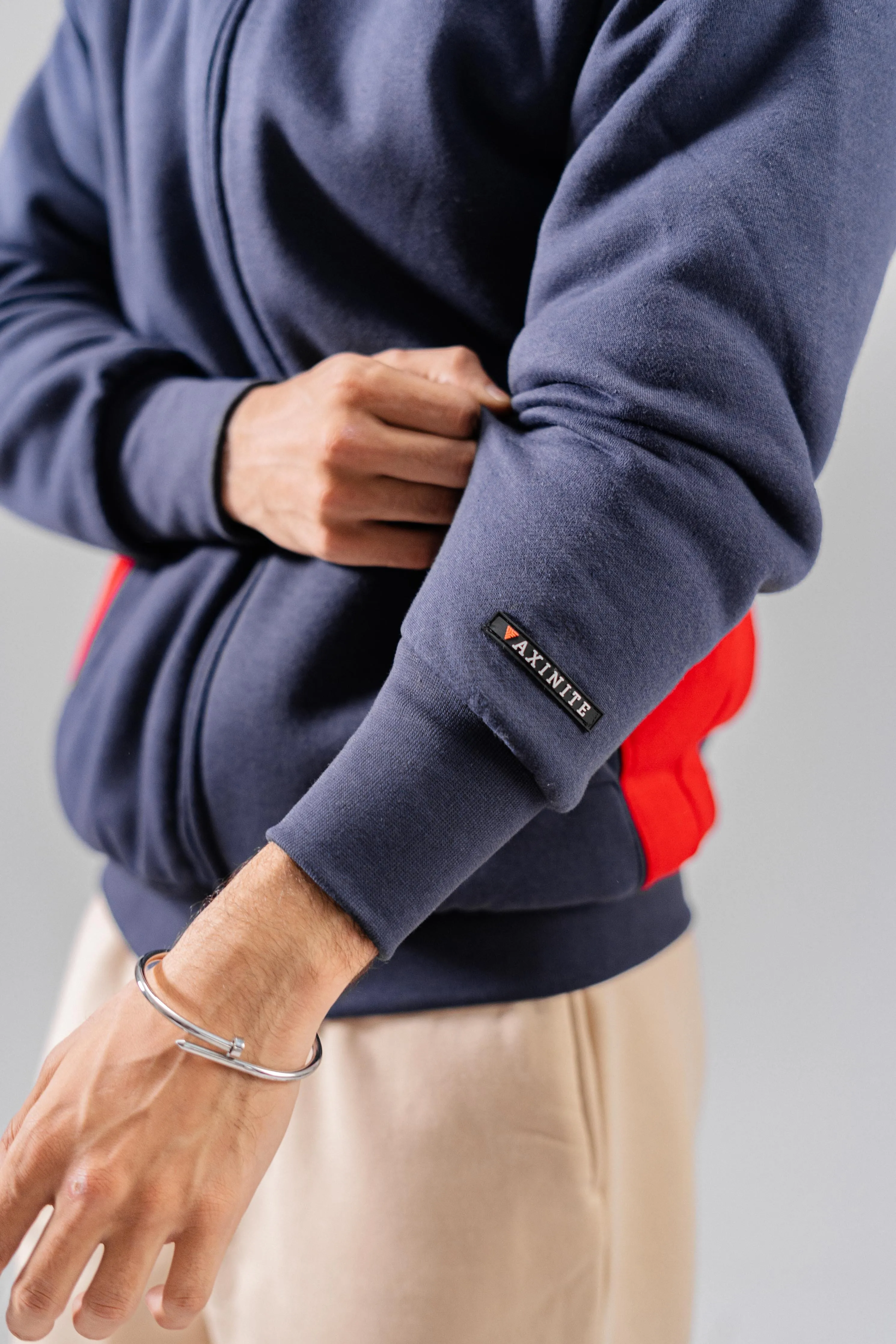 Axinite Men's AX 96 Contrast Panel Fleece Zipper Hoodie.