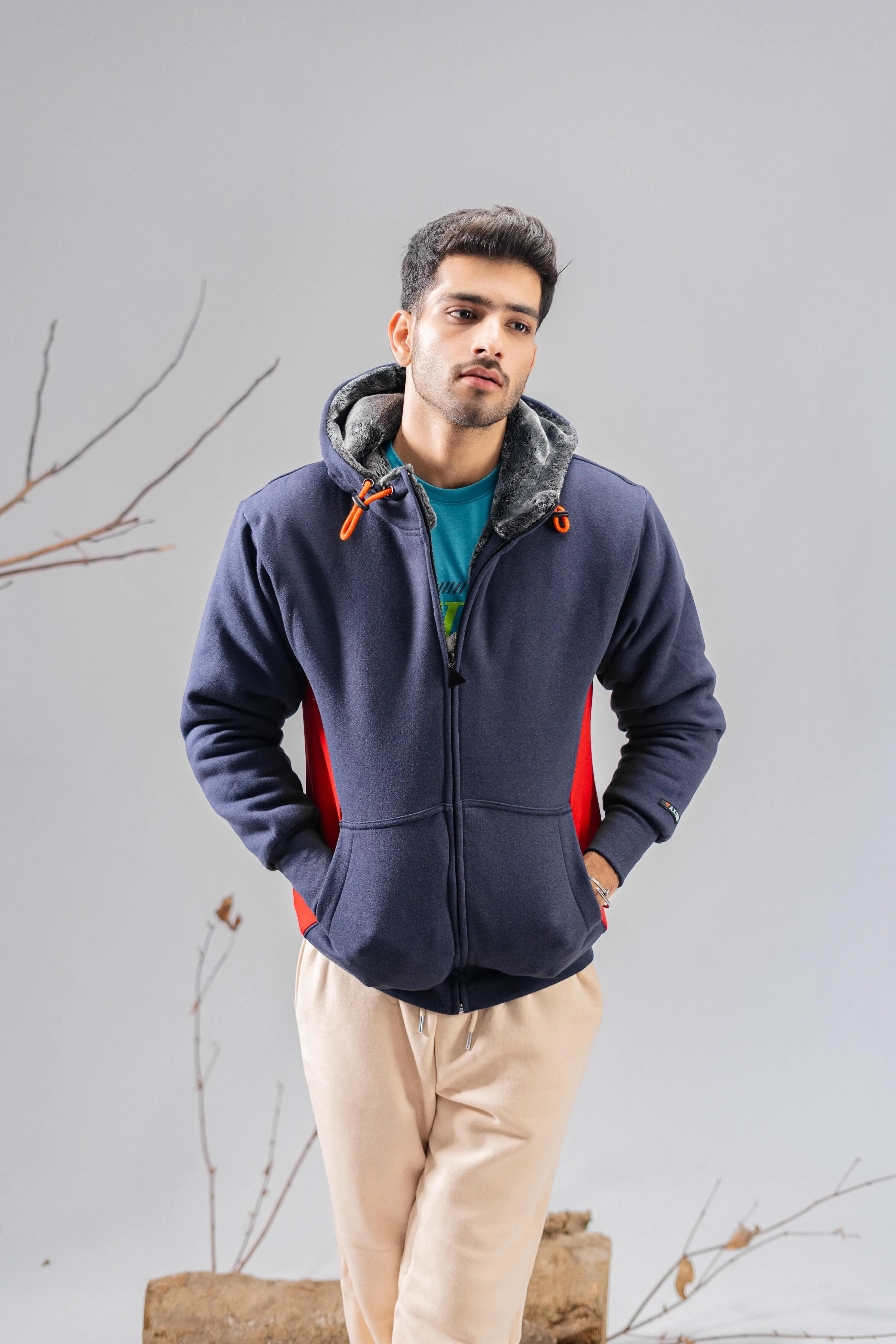 Axinite Men's AX 96 Contrast Panel Fleece Zipper Hoodie.