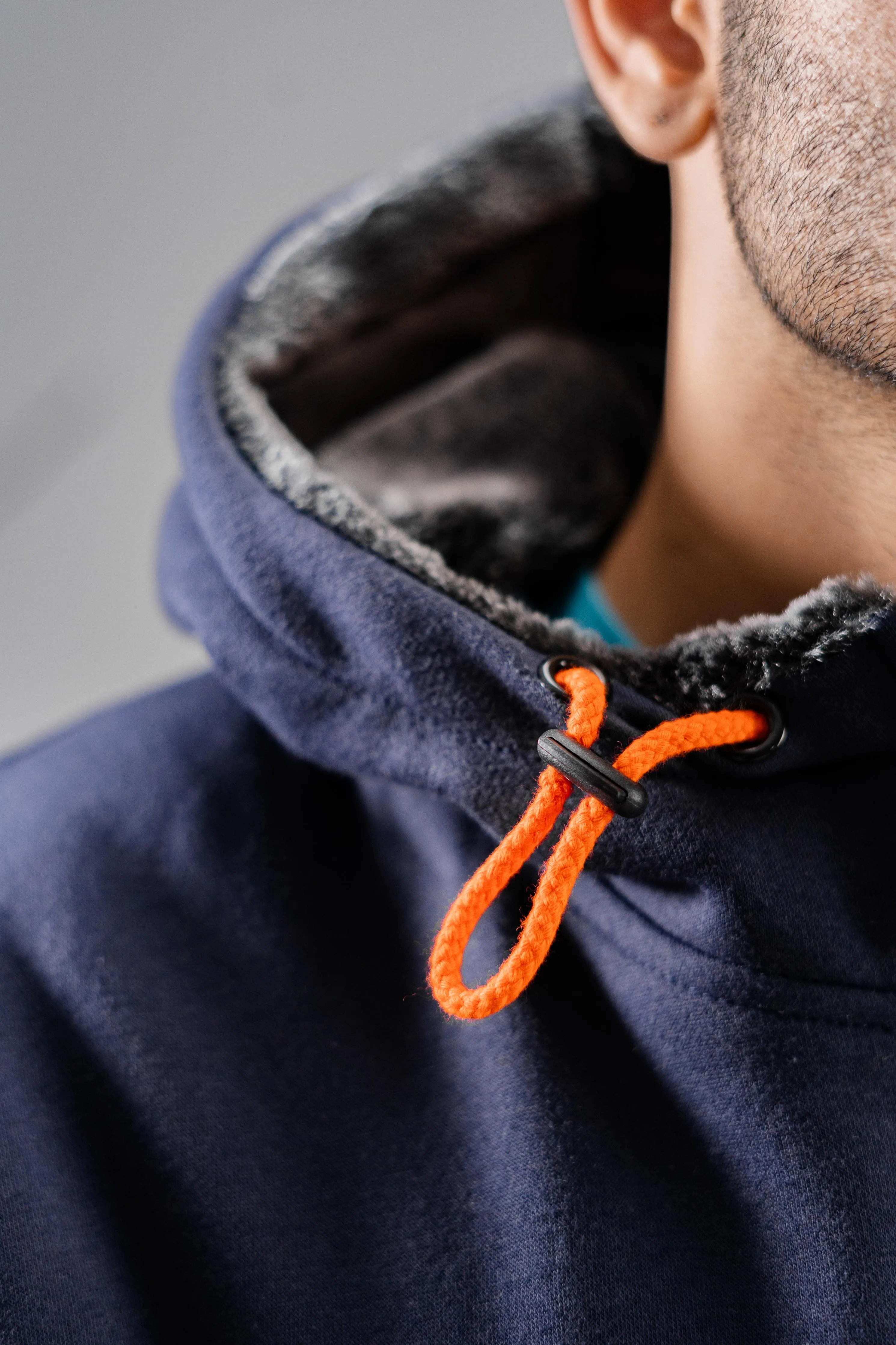 Axinite Men's AX 96 Contrast Panel Fleece Zipper Hoodie.