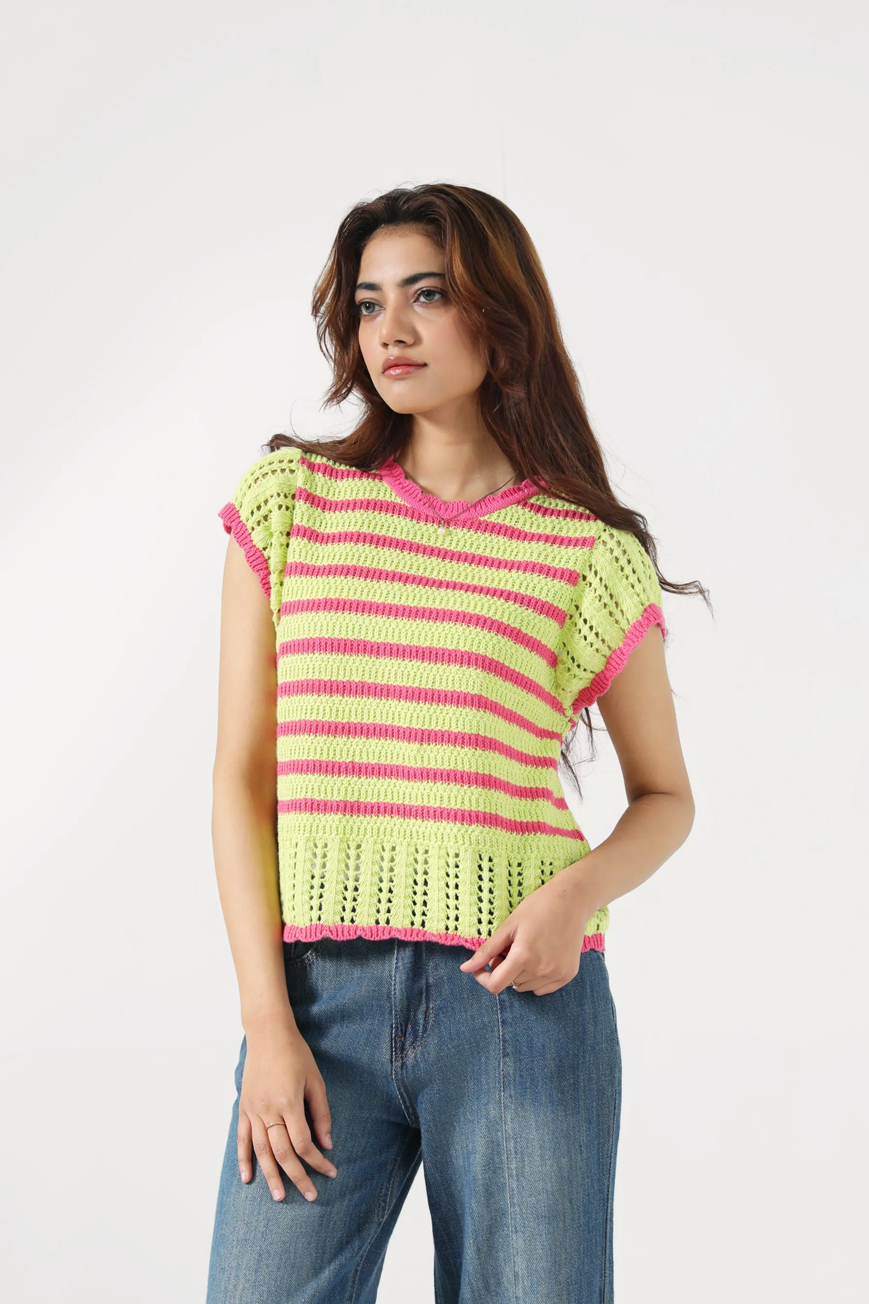 CONTRAST CROCHET KNIT TOP