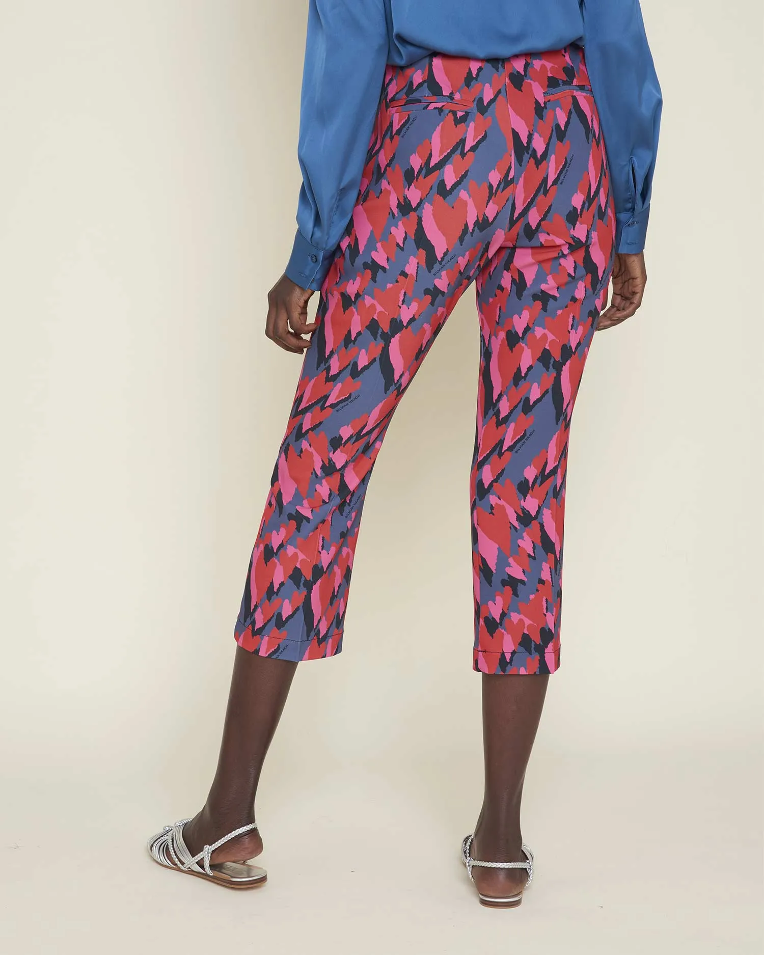 Cropped pants with high waist