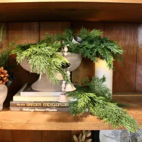 Eastern White Cedar Spray (Real Touch)