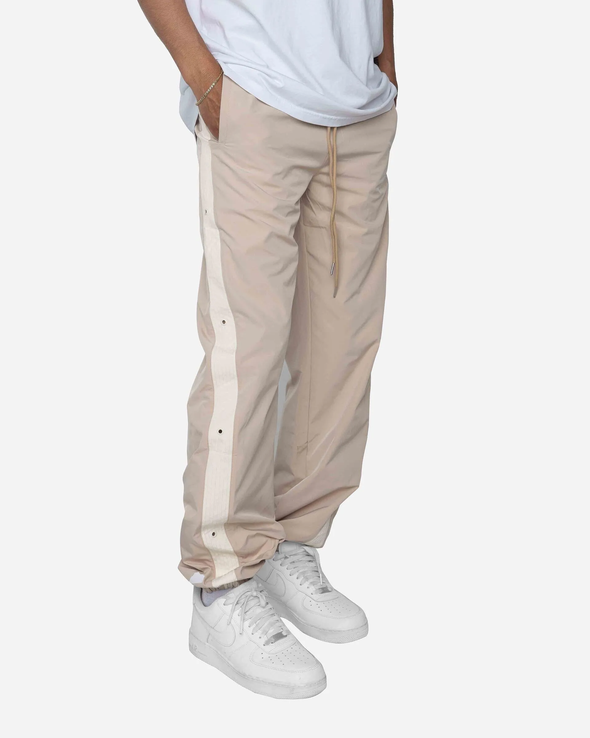EP11067  |  KHAKI   |  JOGGERS