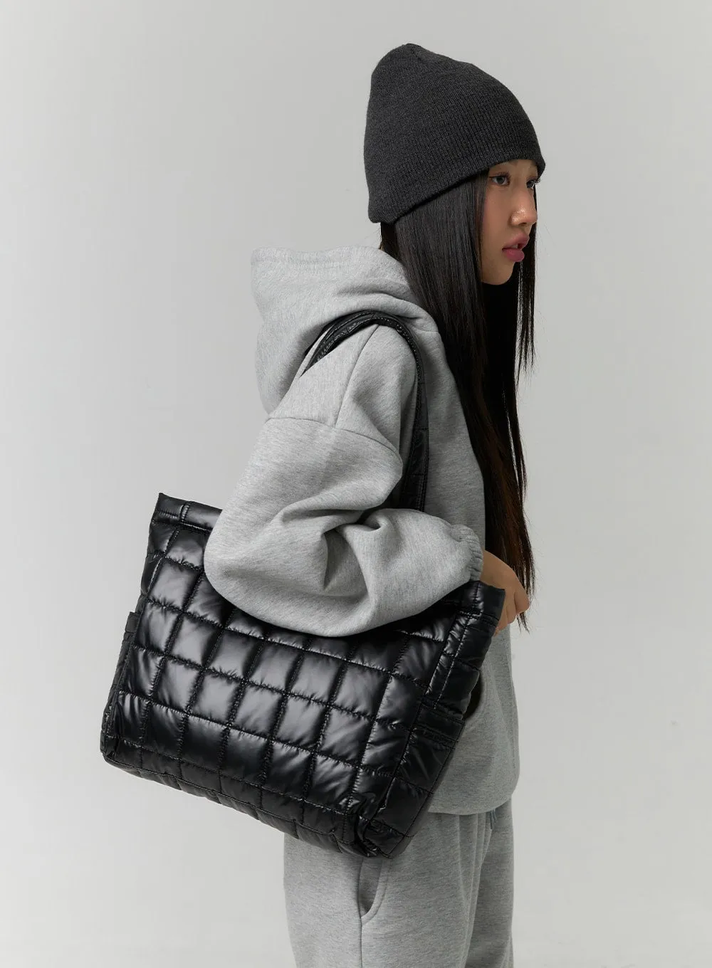 Padded Shoulder Bag CN324