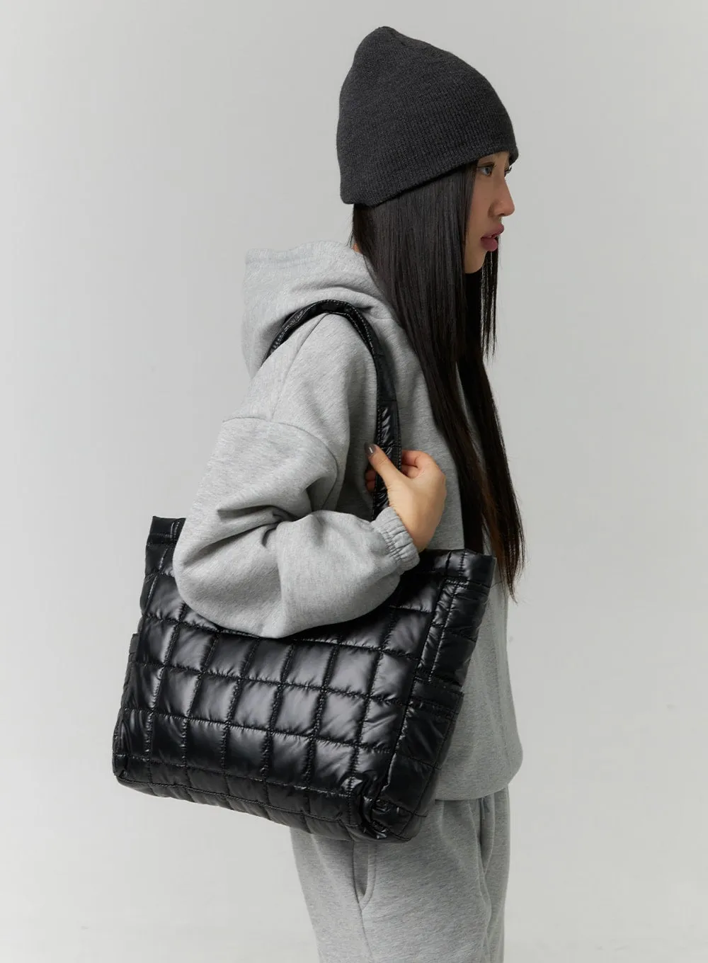Padded Shoulder Bag CN324