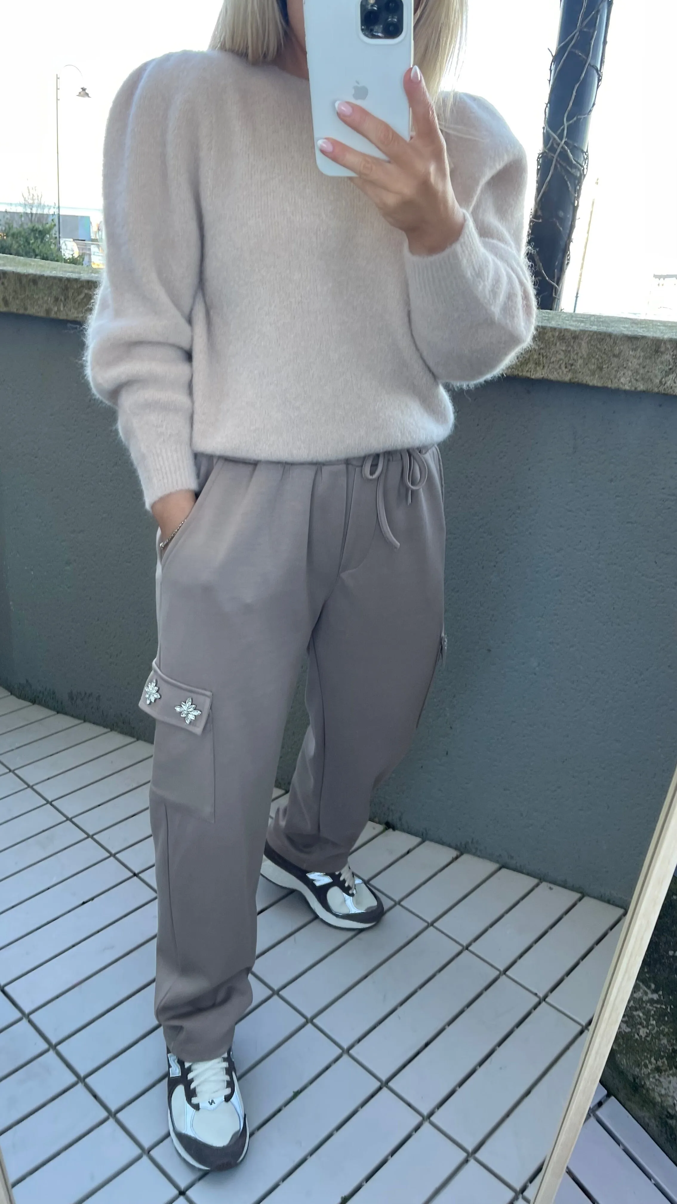 PERRIE SUPERSOFT JOGGERS - TAUPE