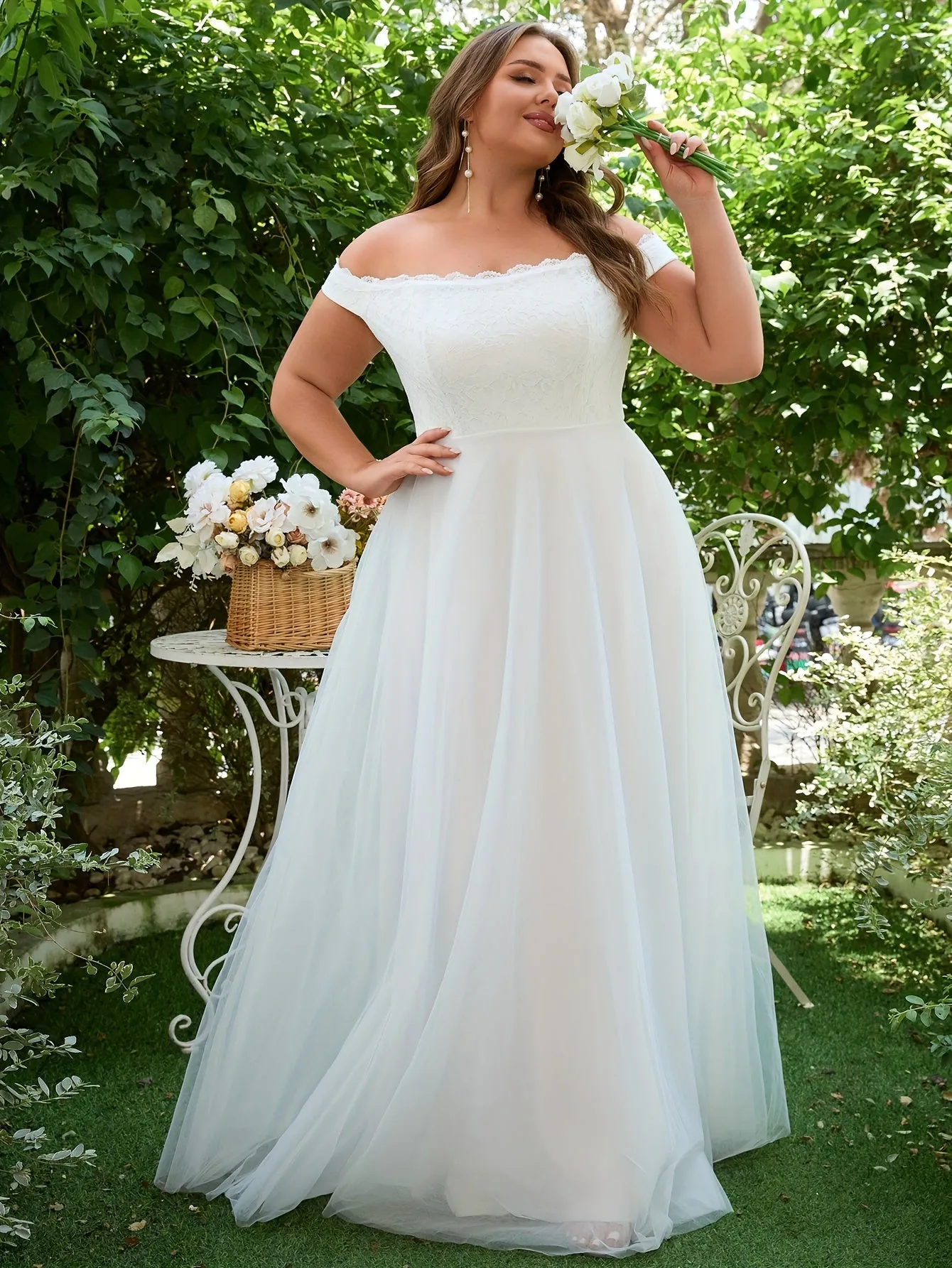 Plus Size Off-the-Shoulder Lace Bridal Gown