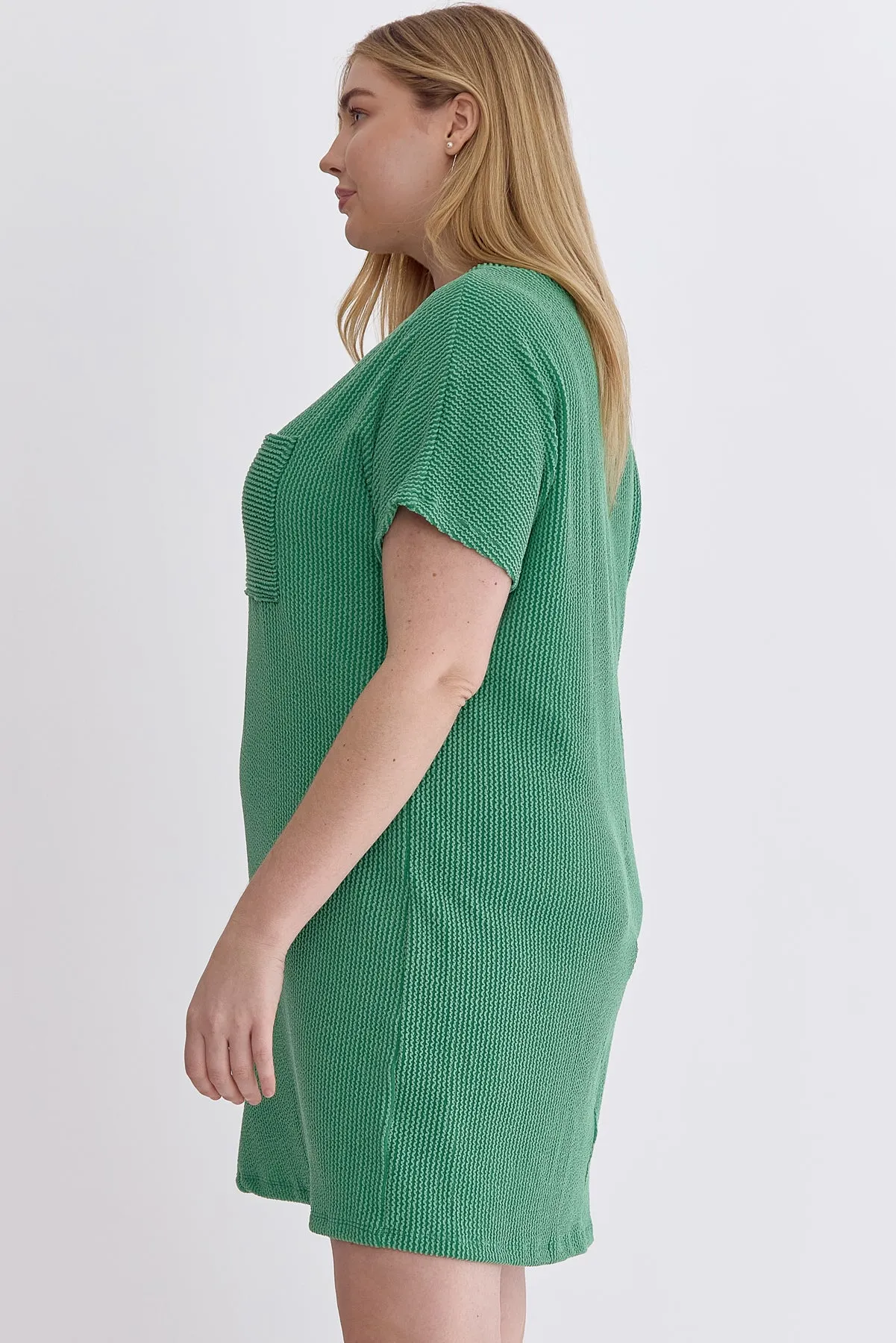 Ribbed Short Sleeve Dress with Pockets   Curvy | Kelly Green