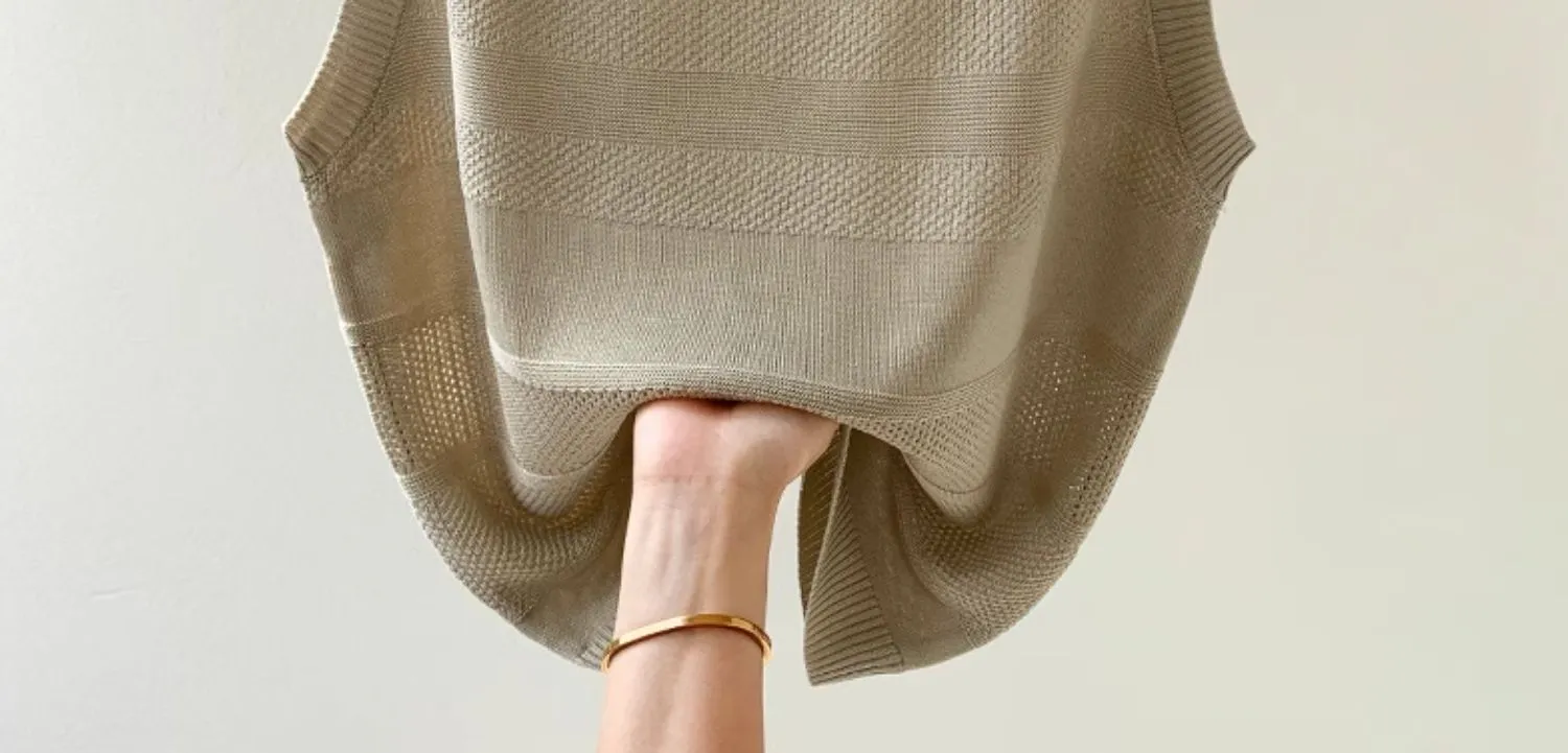Semi-hollow knitted vest loose vest