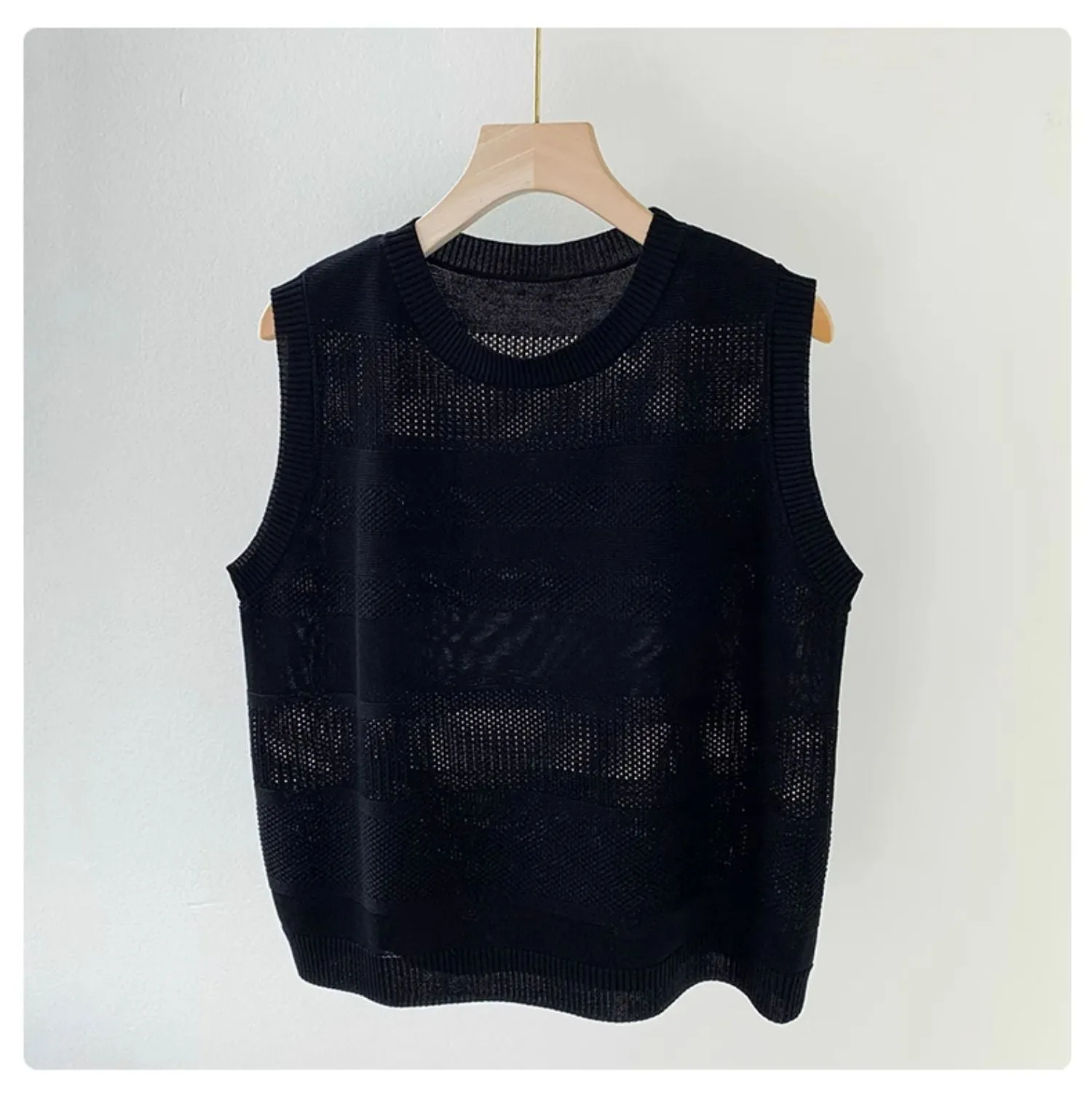 Semi-hollow knitted vest loose vest