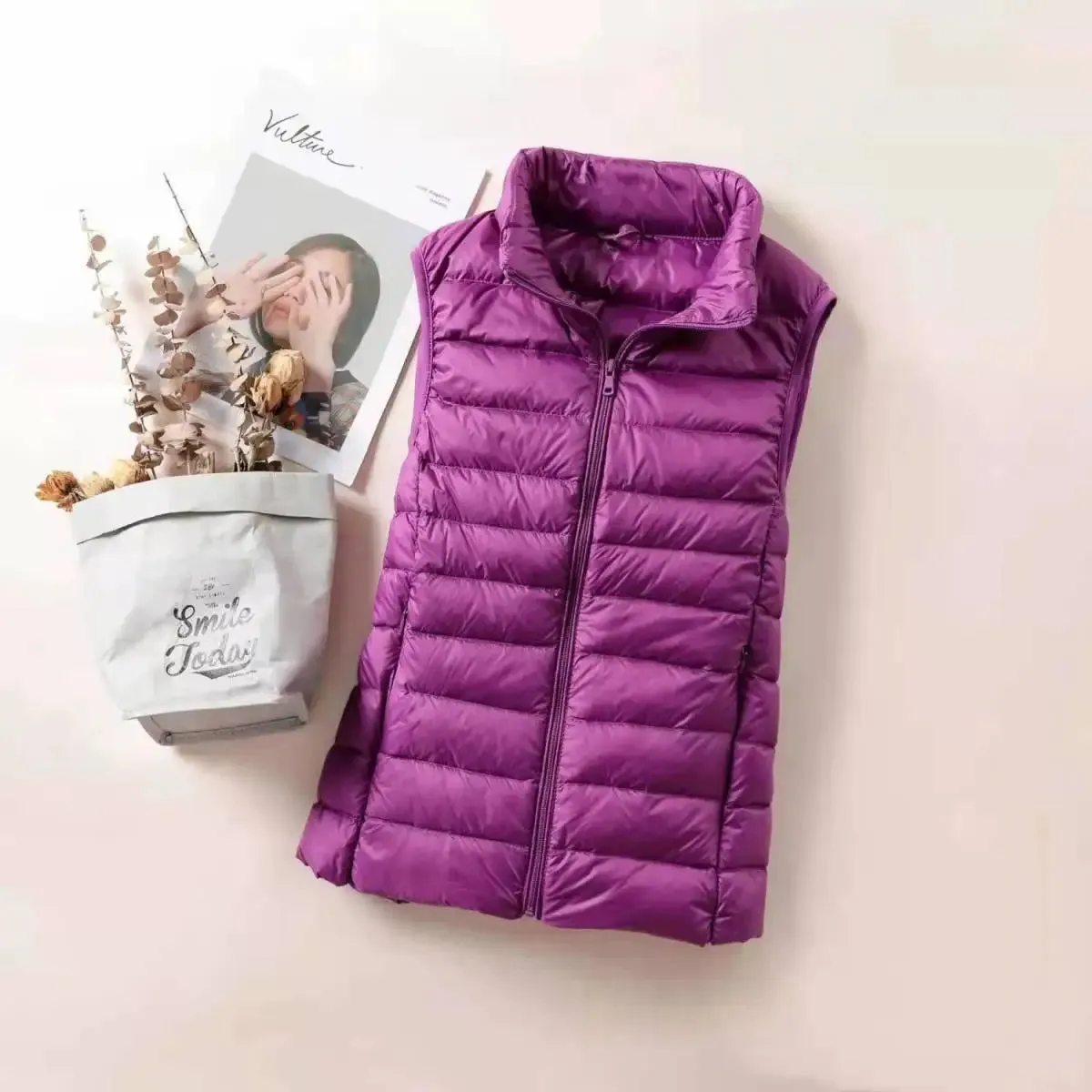 Women's Ultra-Light Slim Sleeveless Lightweight Windproof Down Waistcoat