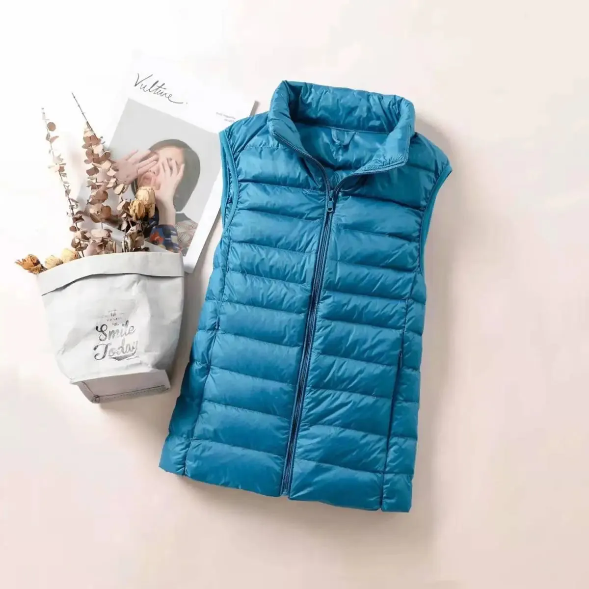Women's Ultra-Light Slim Sleeveless Lightweight Windproof Down Waistcoat